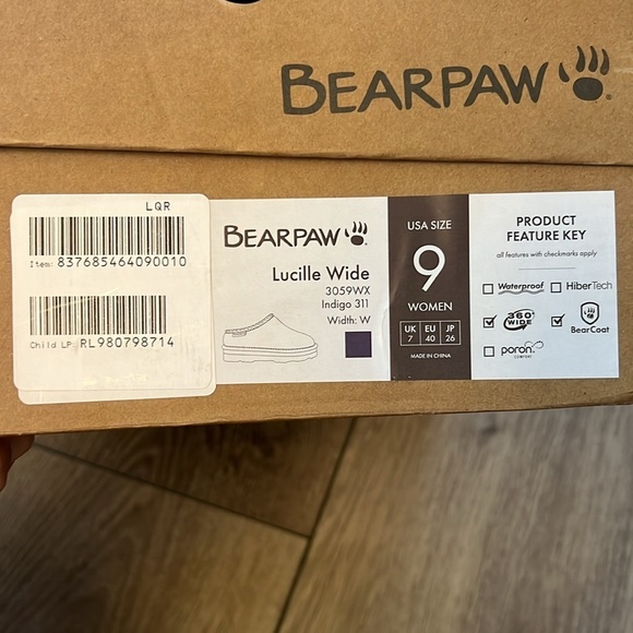 BearPaw Lucille Booties 9 Wide - Picture 6 of 6